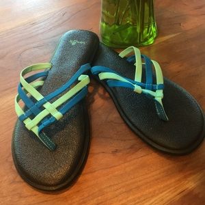 Sanuk flip flops
